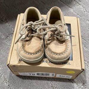 Sperry infant size 2